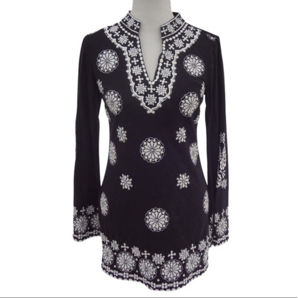 INC INTERNATIONAL CONCEPTS TUNIC TOP EMBROIDERED SIZE SMALL (S) BLACK & SILVER - Picture 1 of 13
